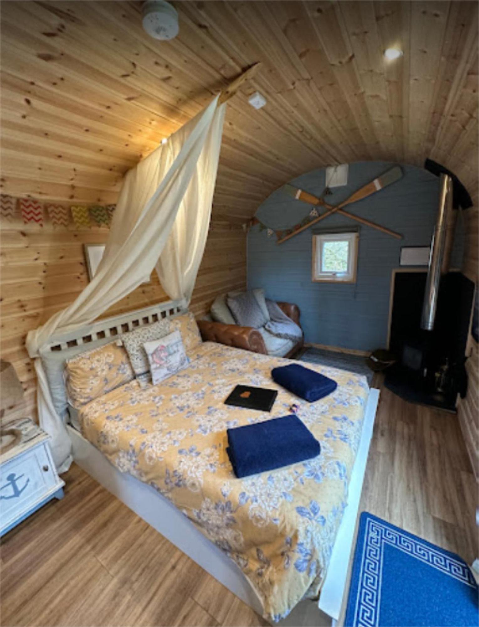 הוילה הוליוול Emlyn'S Coppice - Luxury Woodland Glamping מראה חיצוני תמונה