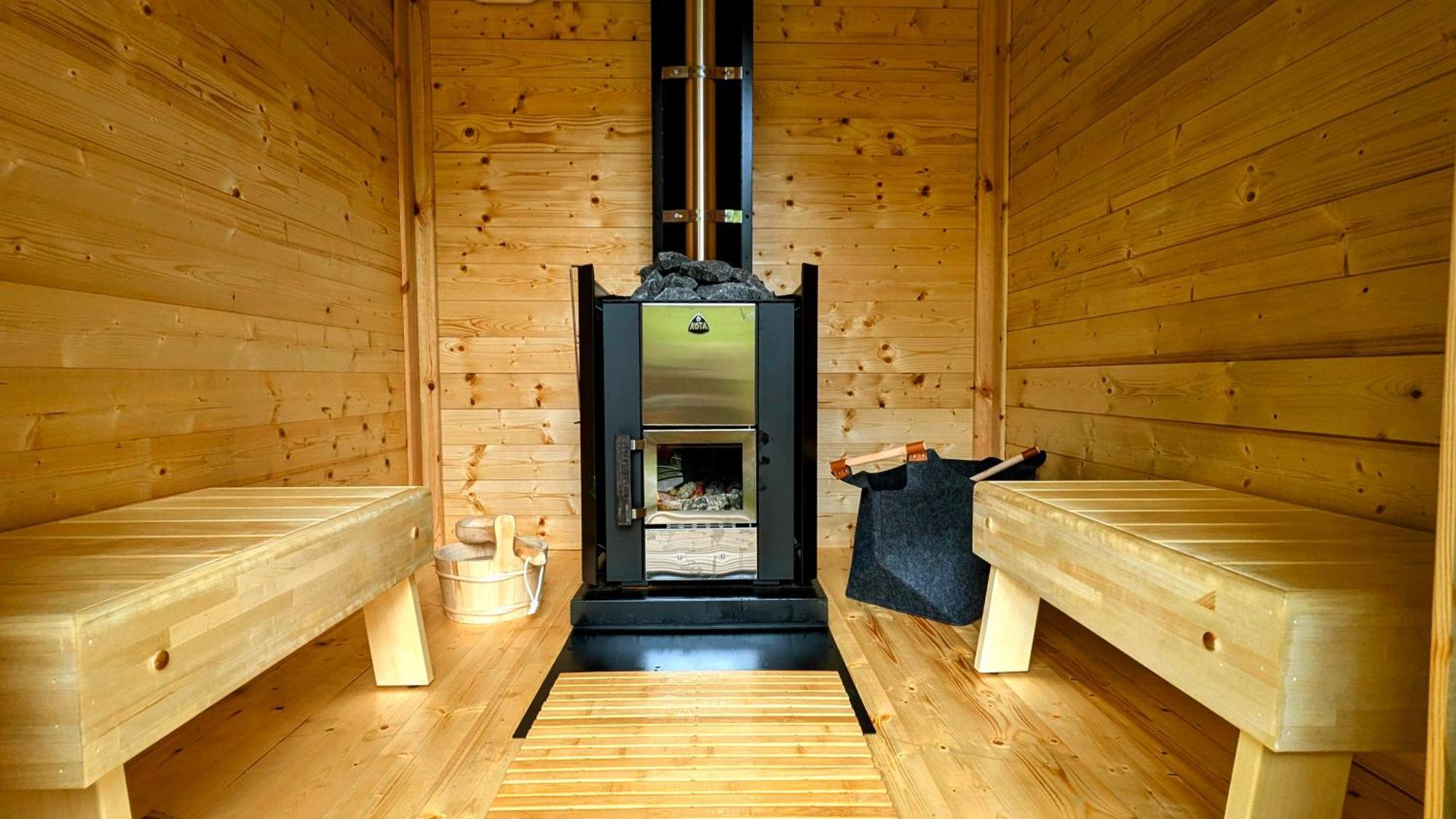 הוילה הוליוול Emlyn'S Coppice - Luxury Woodland Glamping מראה חיצוני תמונה